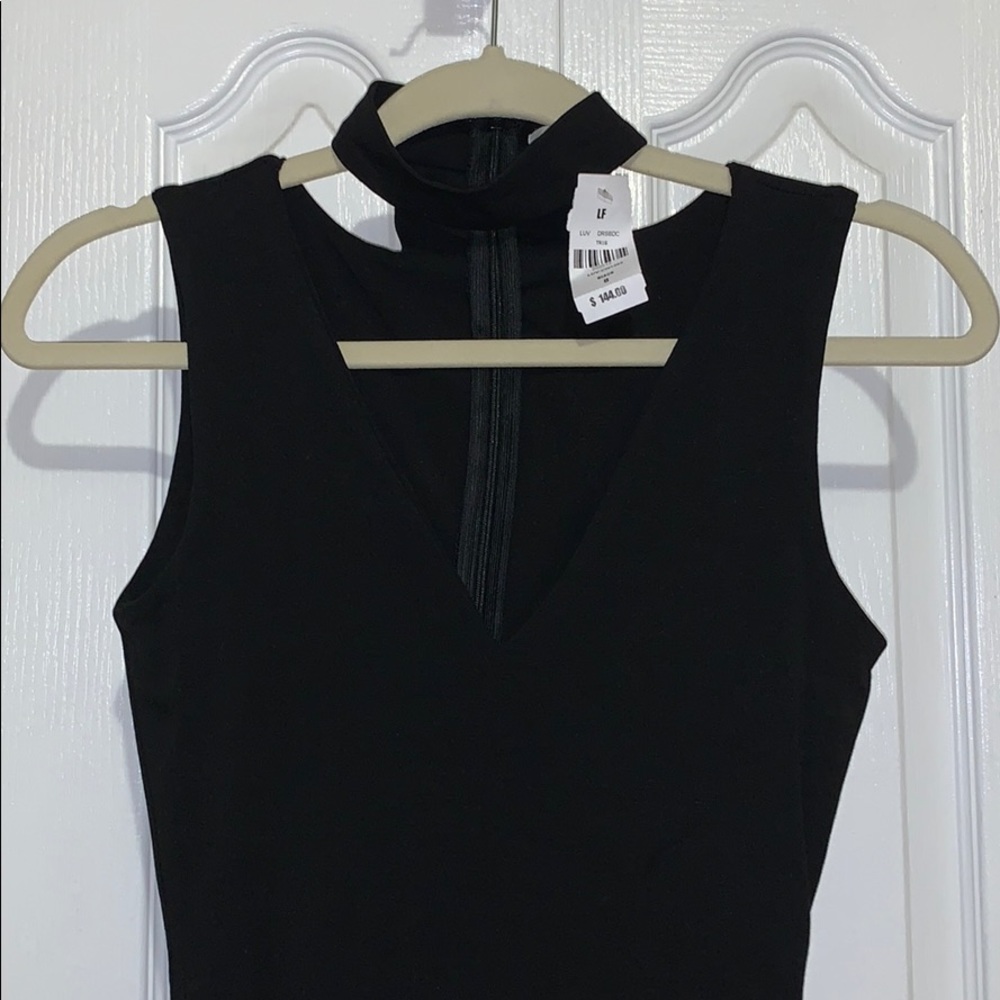 LF V Neck Choker Collar Bodycon Black Dress - Picture 3 of 7